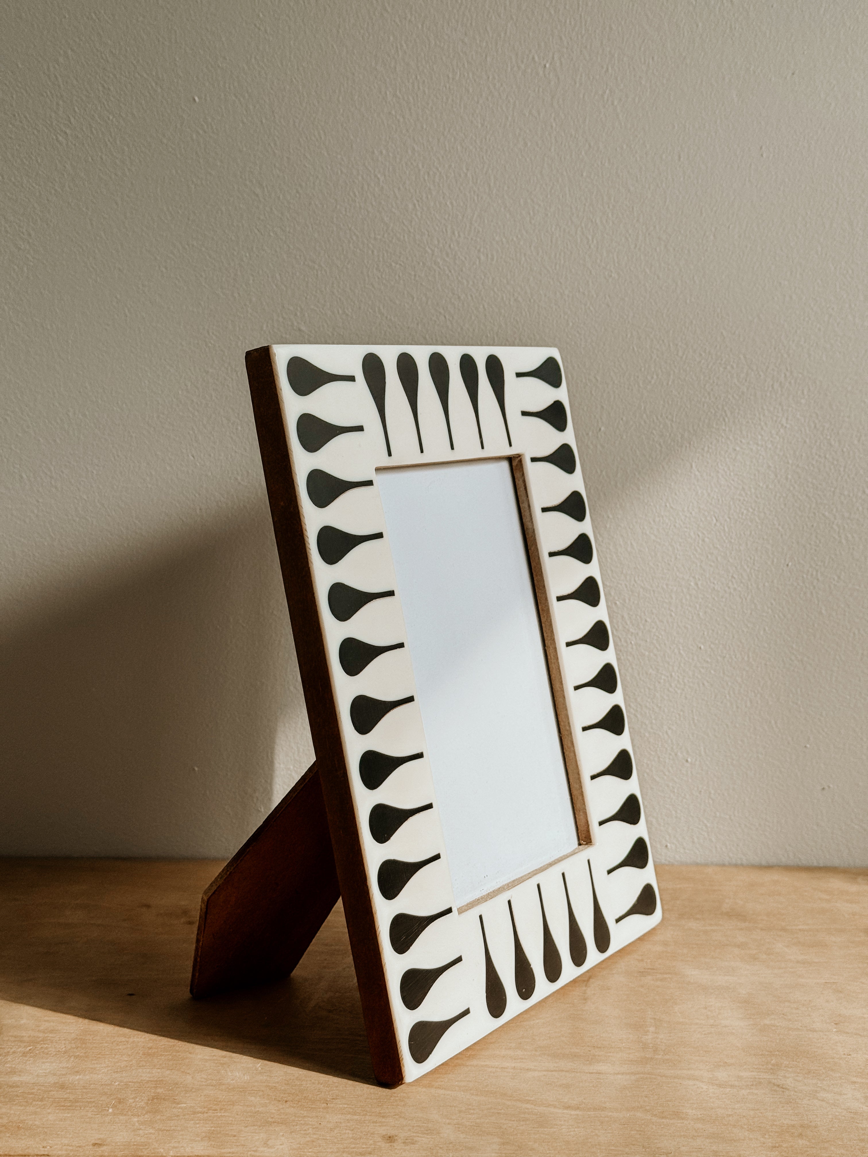Resin Teardrop Frame | Black & Ivory - Shop Adele Catherine 