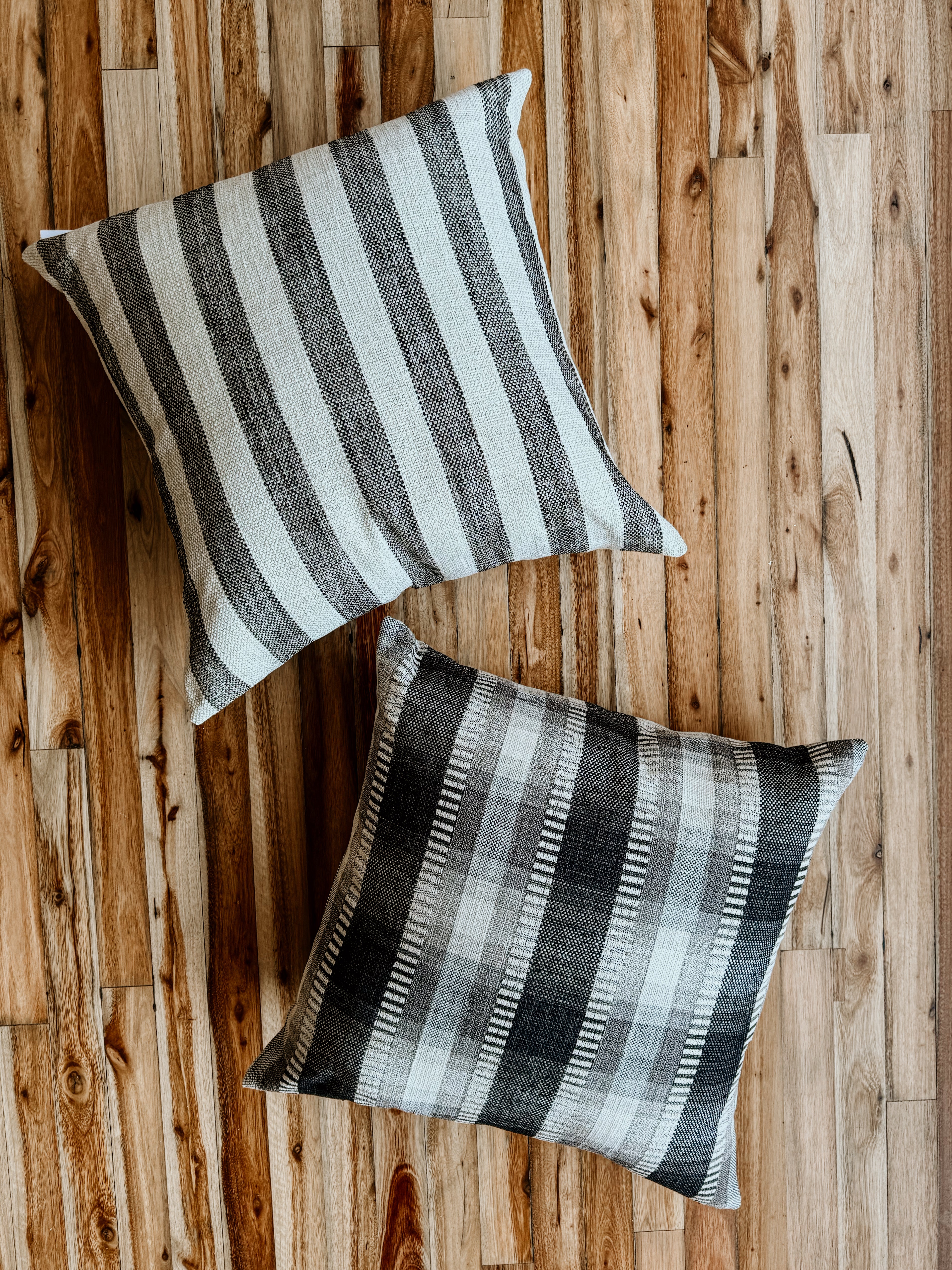 Multi Stripe Scatter | Black & White