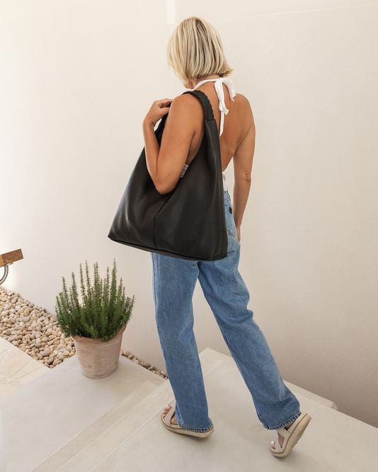 Avery Shoulder Bag | Black - Shop Adele Catherine 