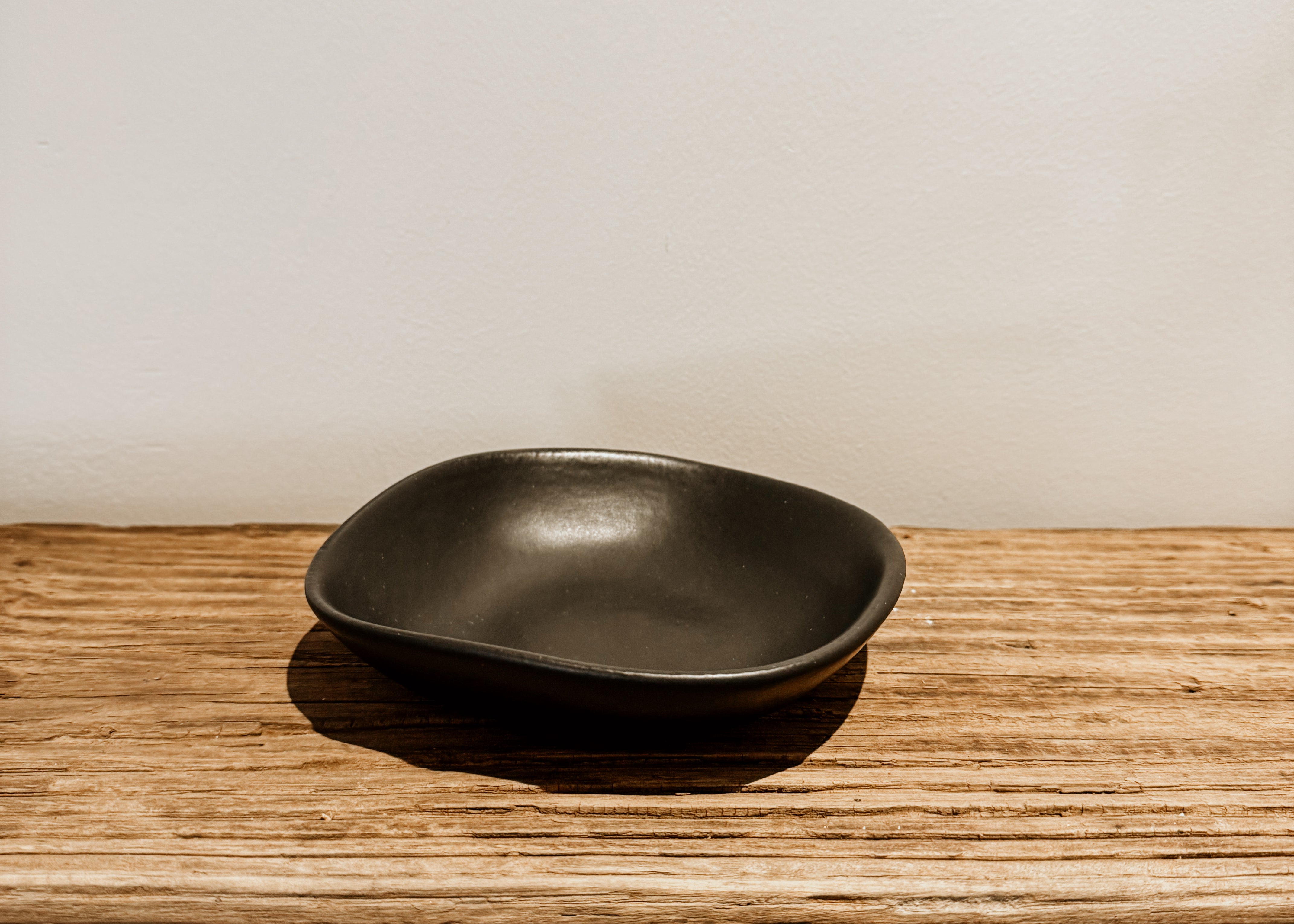 Pebble Pudding Bowl | Coal - Shop Adele Catherine 