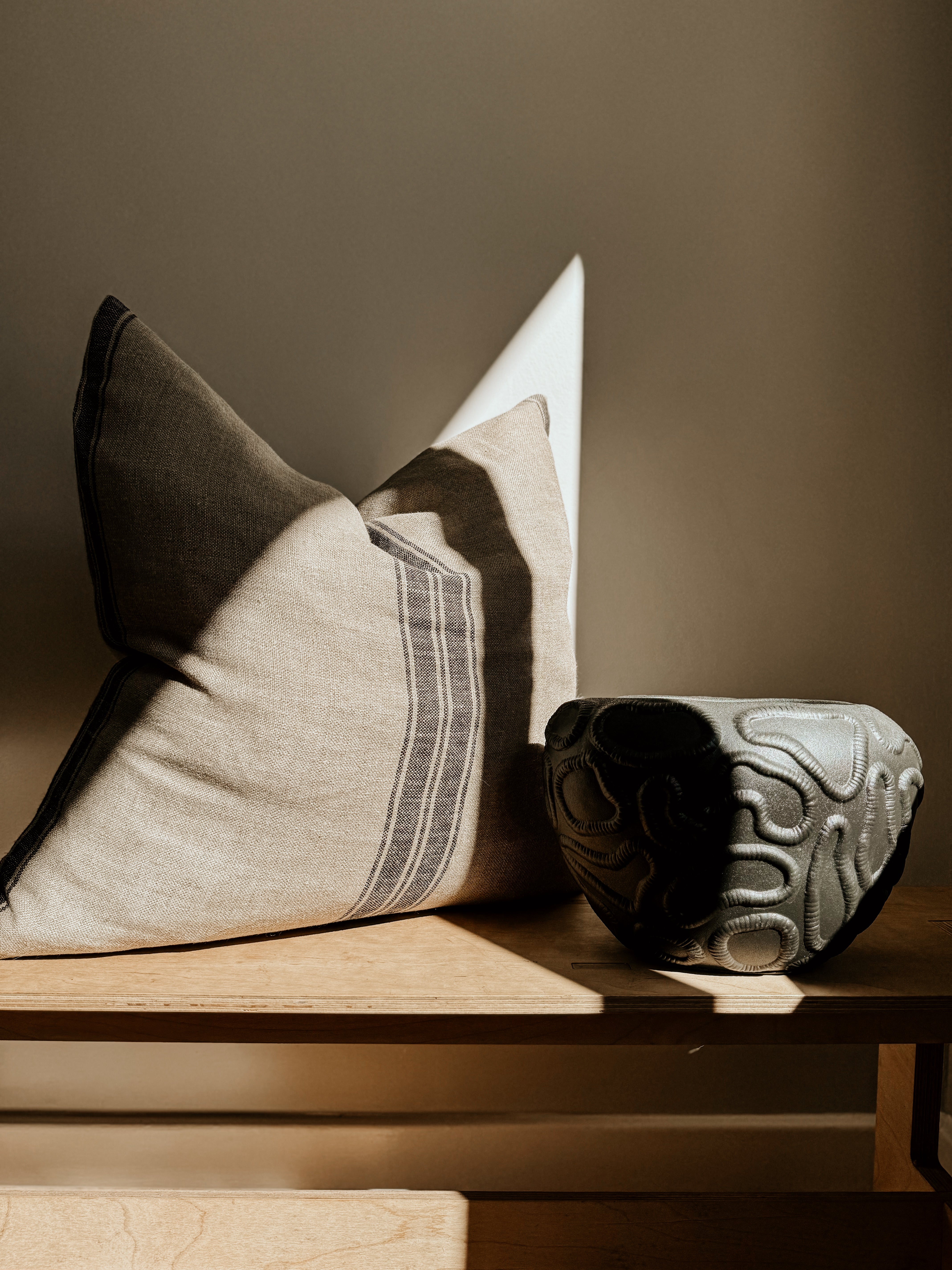 Squiggle Planter | Black - Shop Adele Catherine 