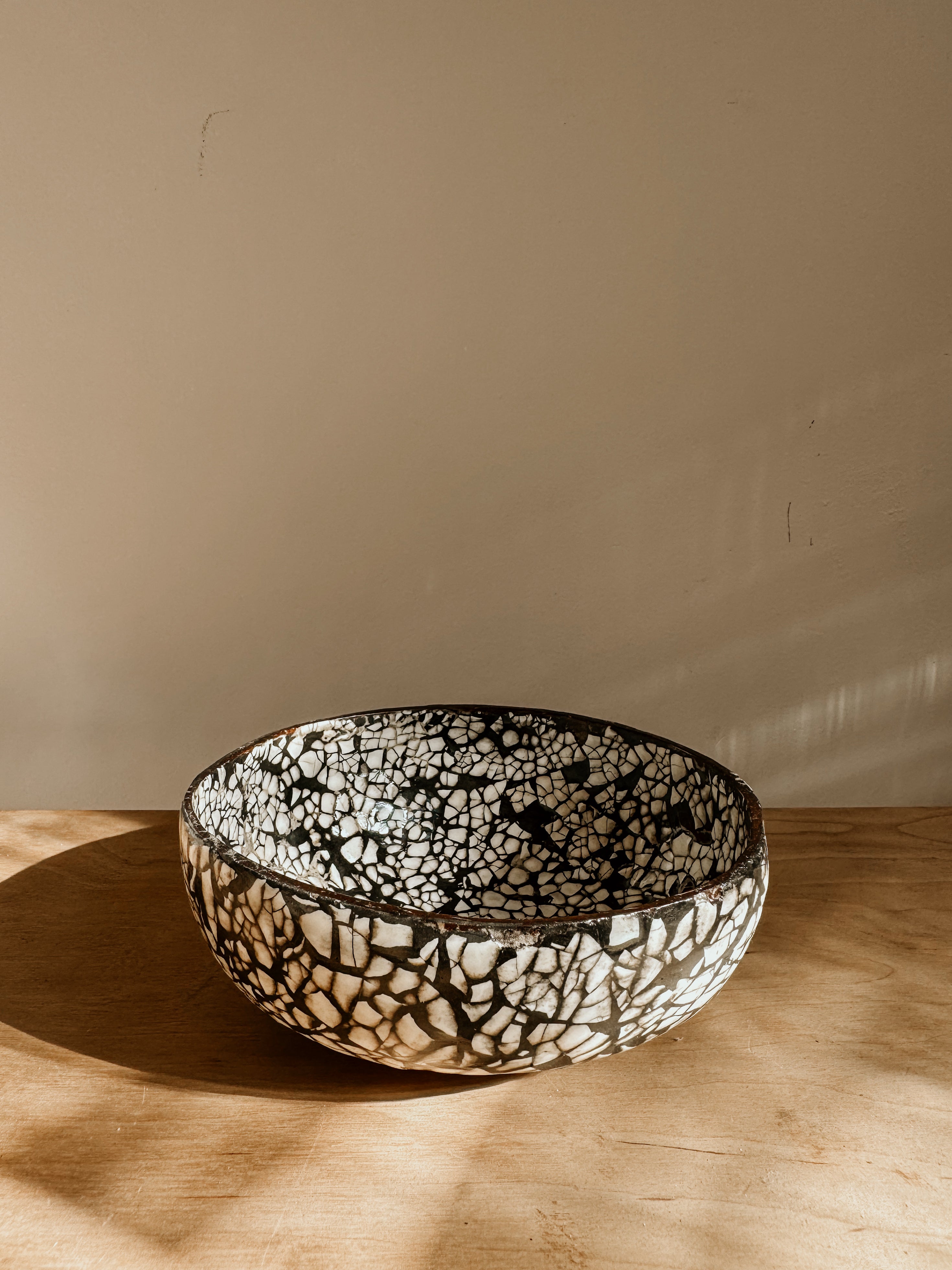 Mop Coconut Bowl | White with Black - Shop Adele Catherine 
