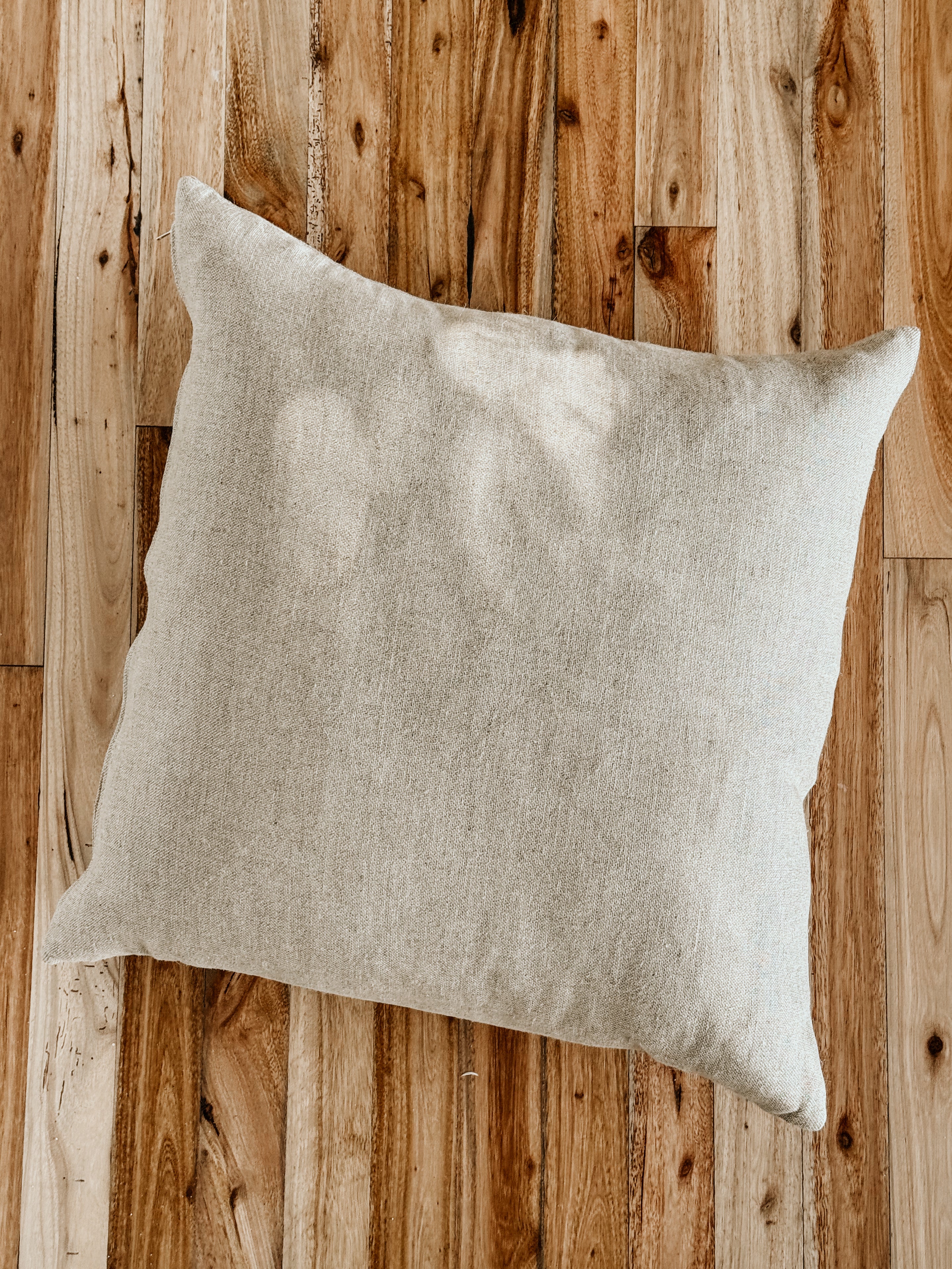 Linen Basic Scatter | Natural - Shop Adele Catherine 