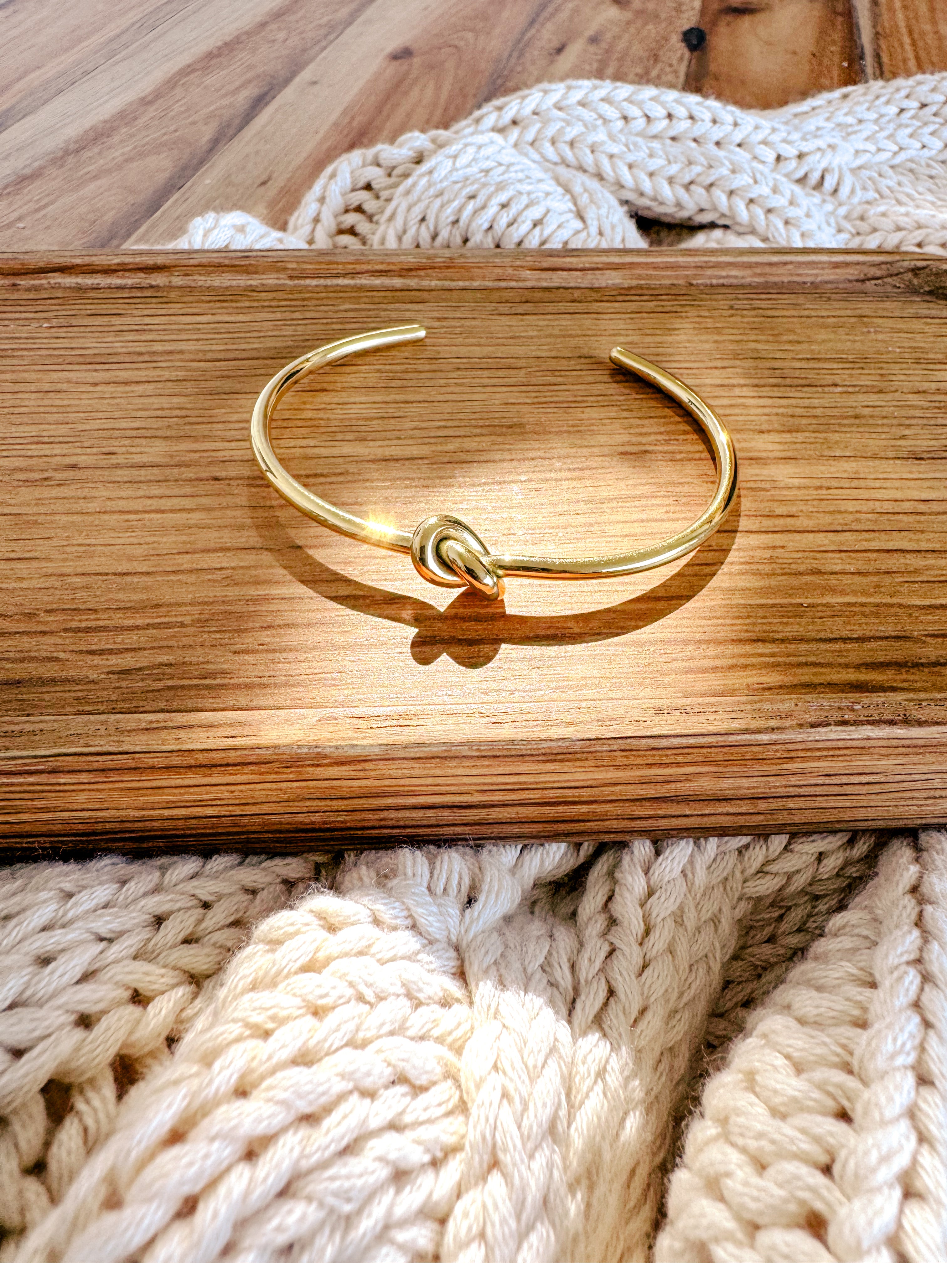 The Alexander Knot Bracelet | Gold - Shop Adele Catherine 