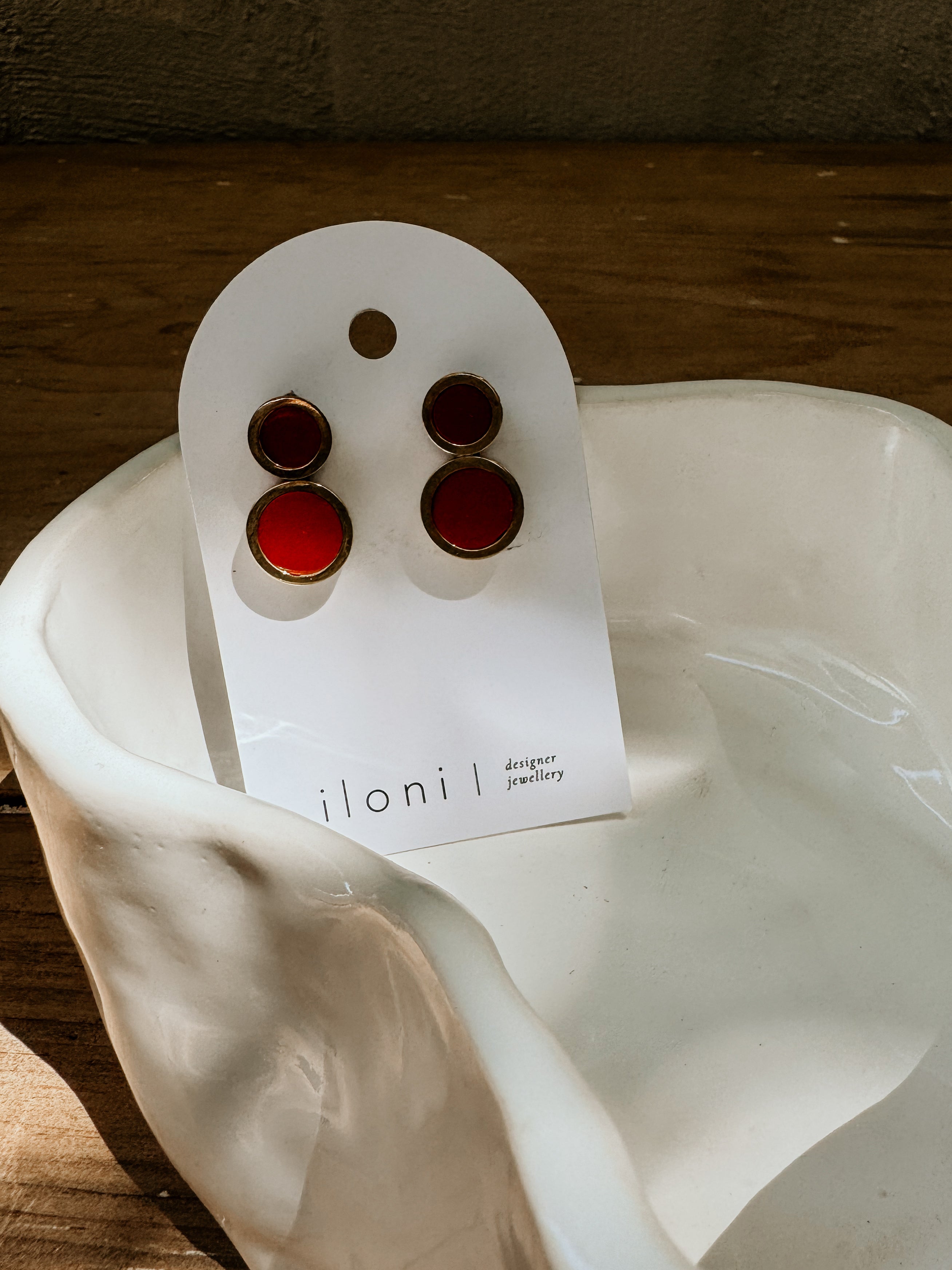 Eight Earrings | Red