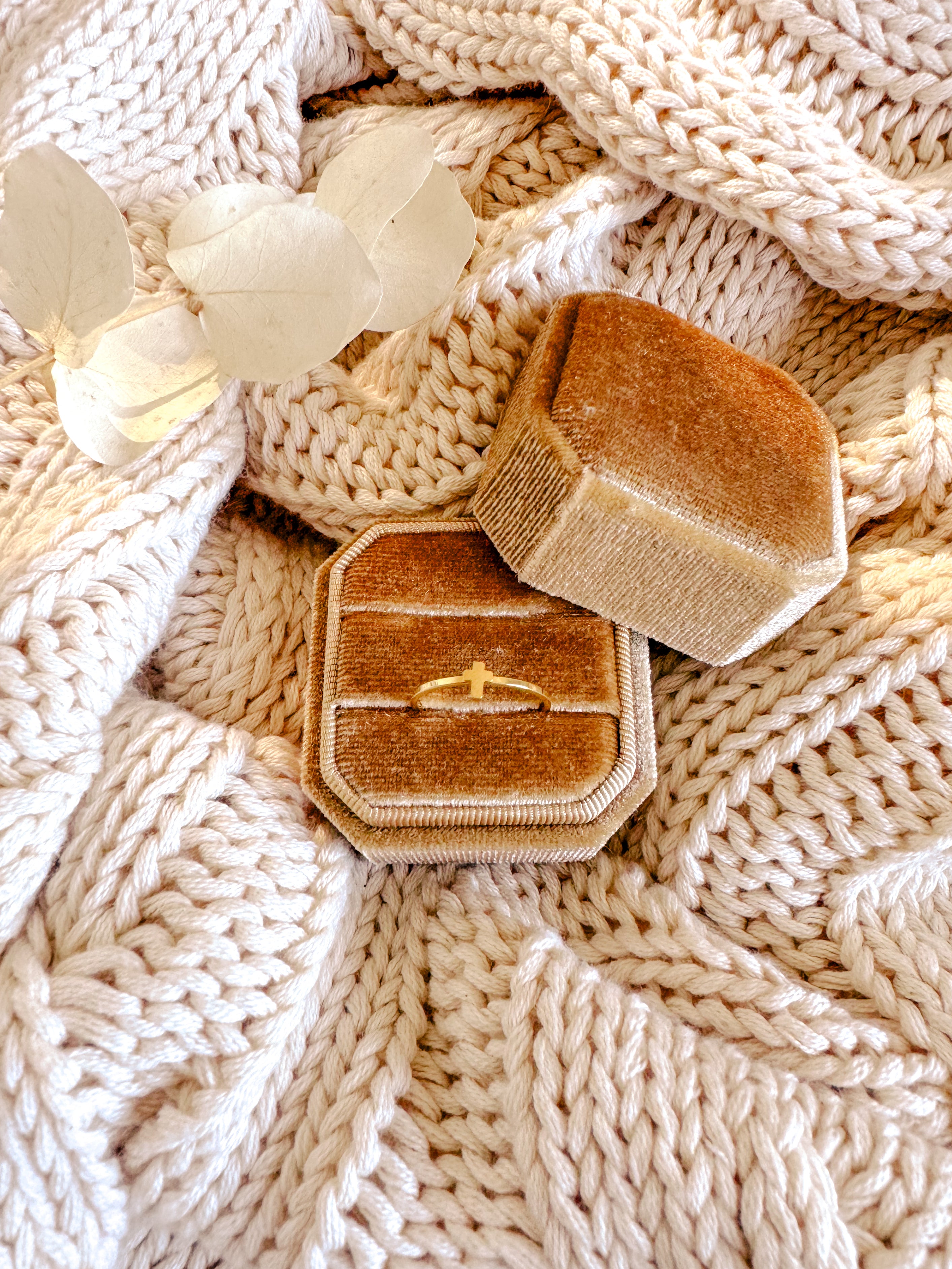 The Alice Cross Ring - Shop Adele Catherine 