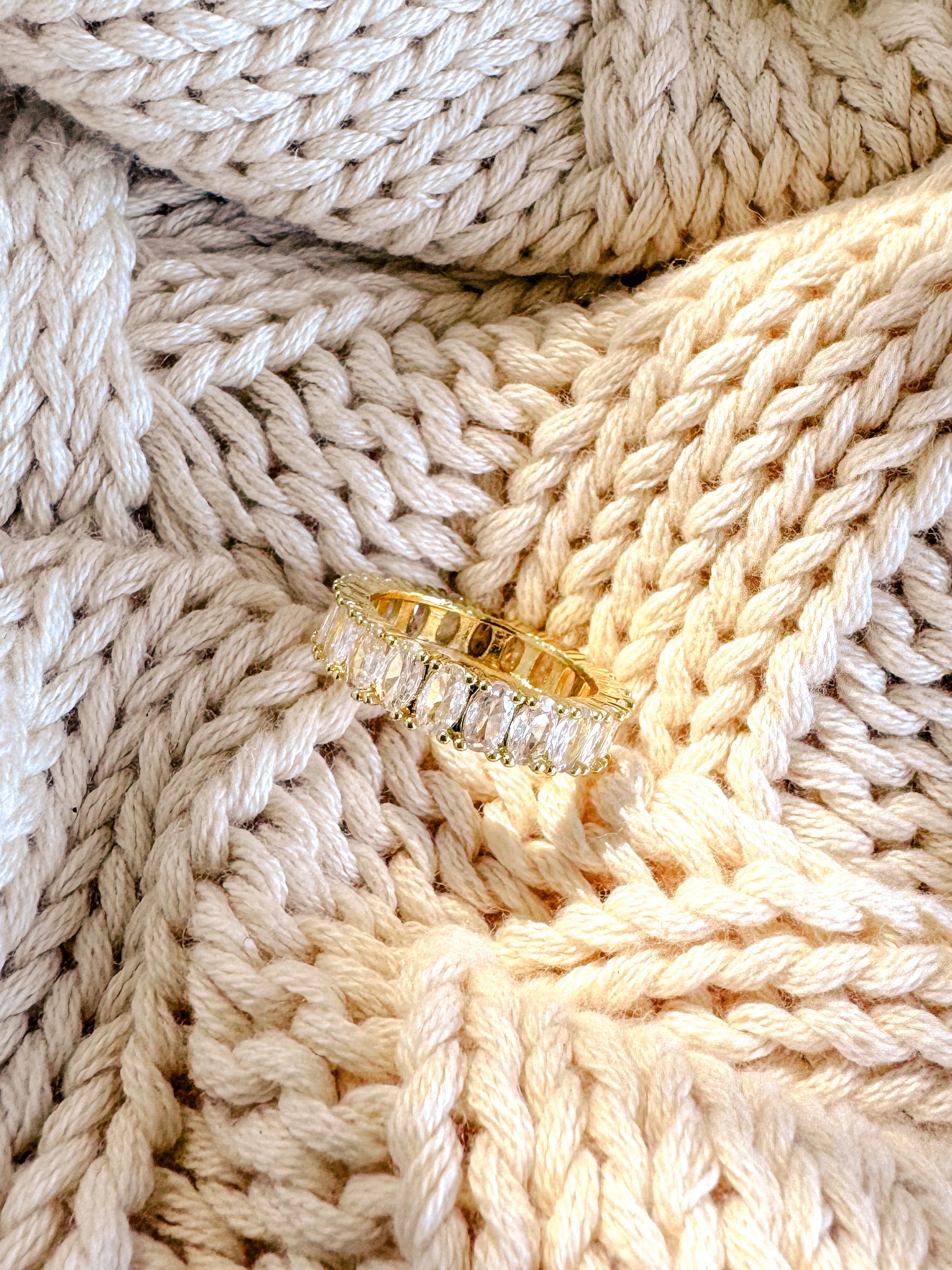 The Olivia Sparkle Single Ring - Shop Adele Catherine 