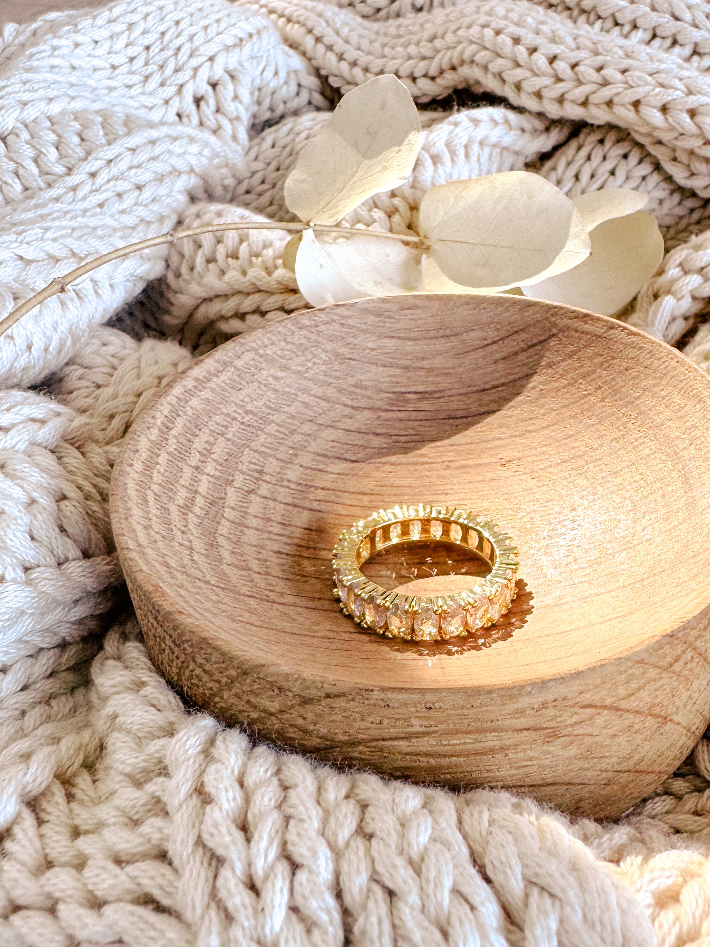 The Olivia Sparkle Single Ring - Shop Adele Catherine 