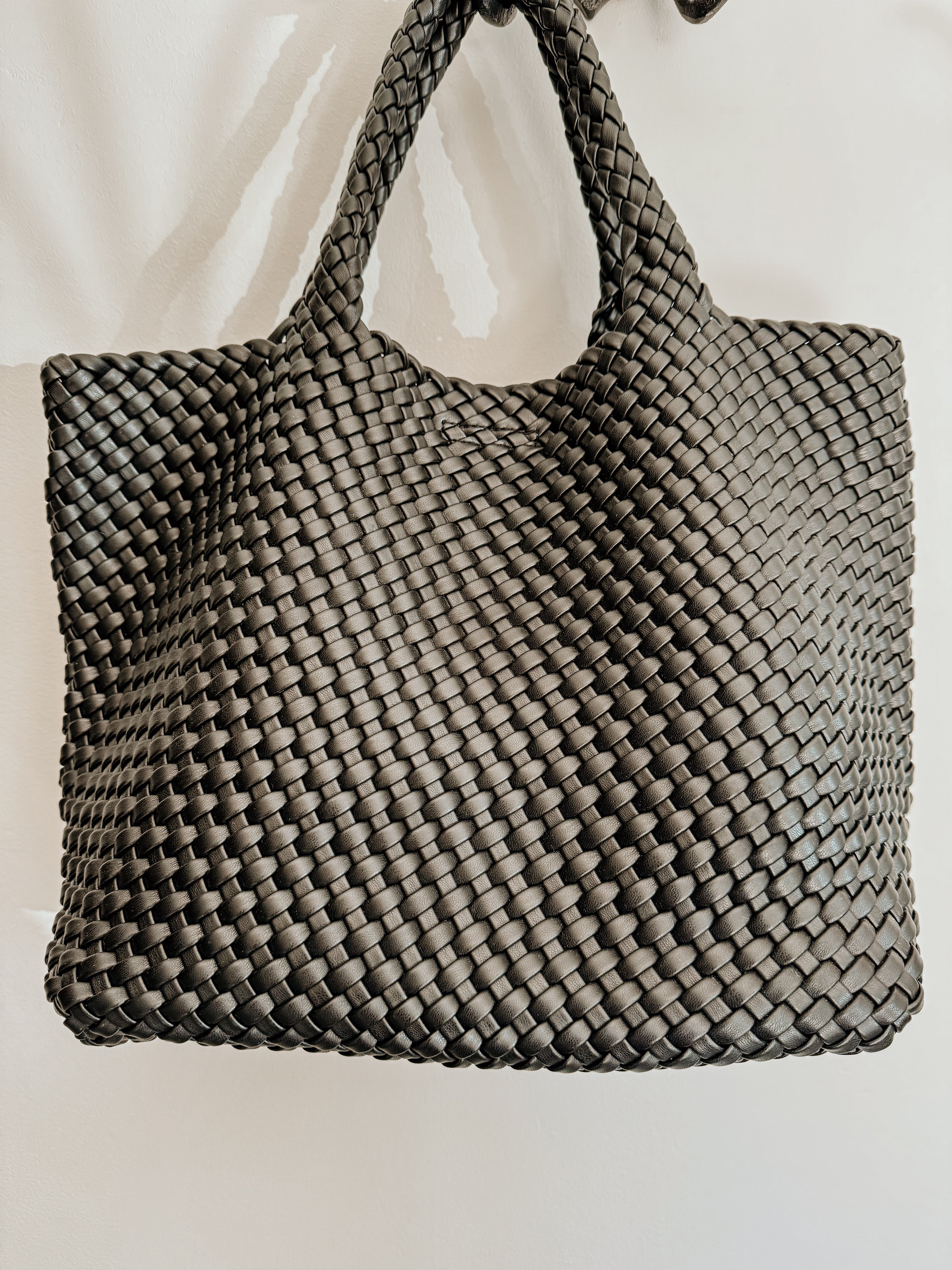 Cruiser Woven Tote  | Black