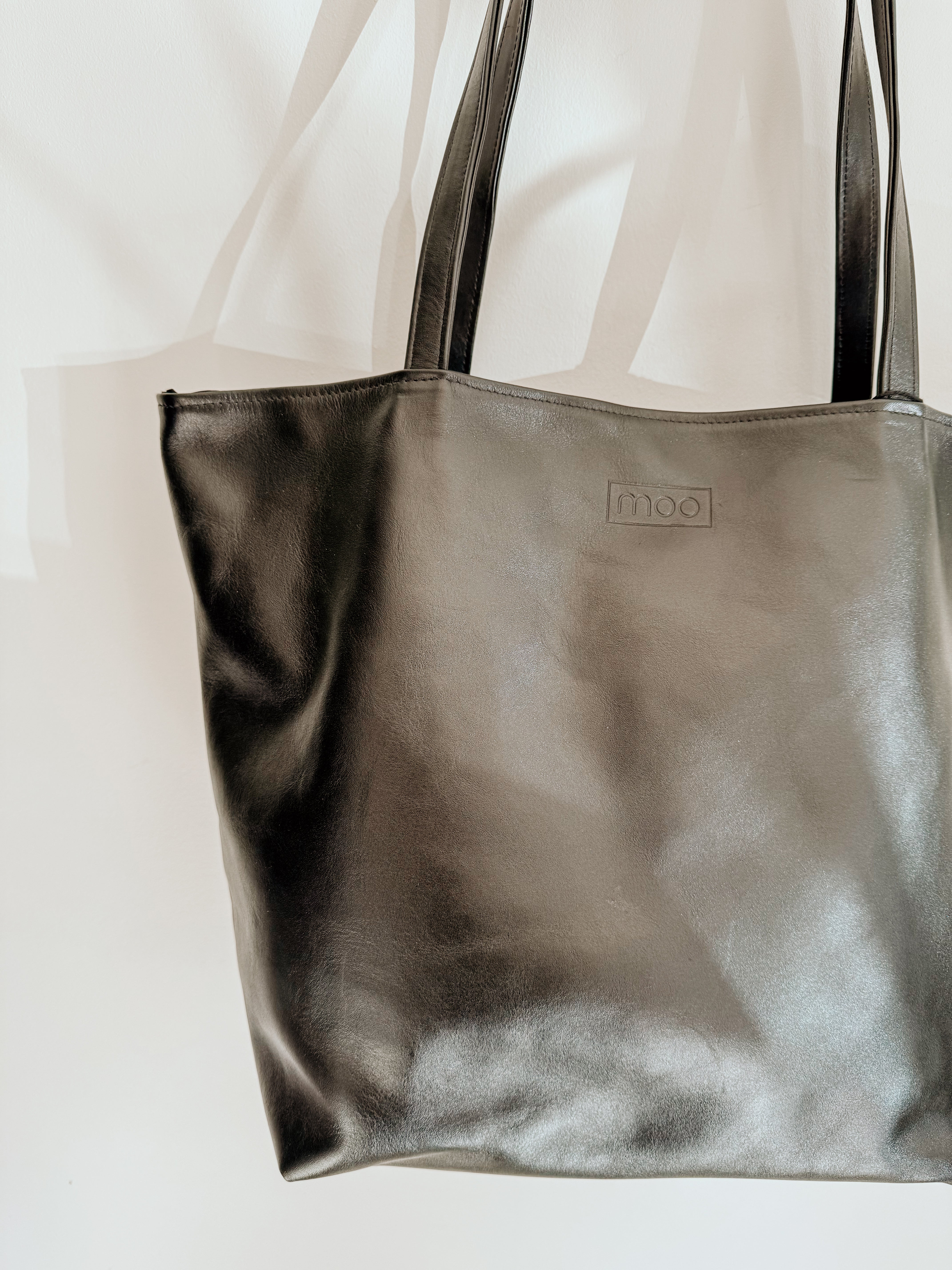 Moo Shopper | Black