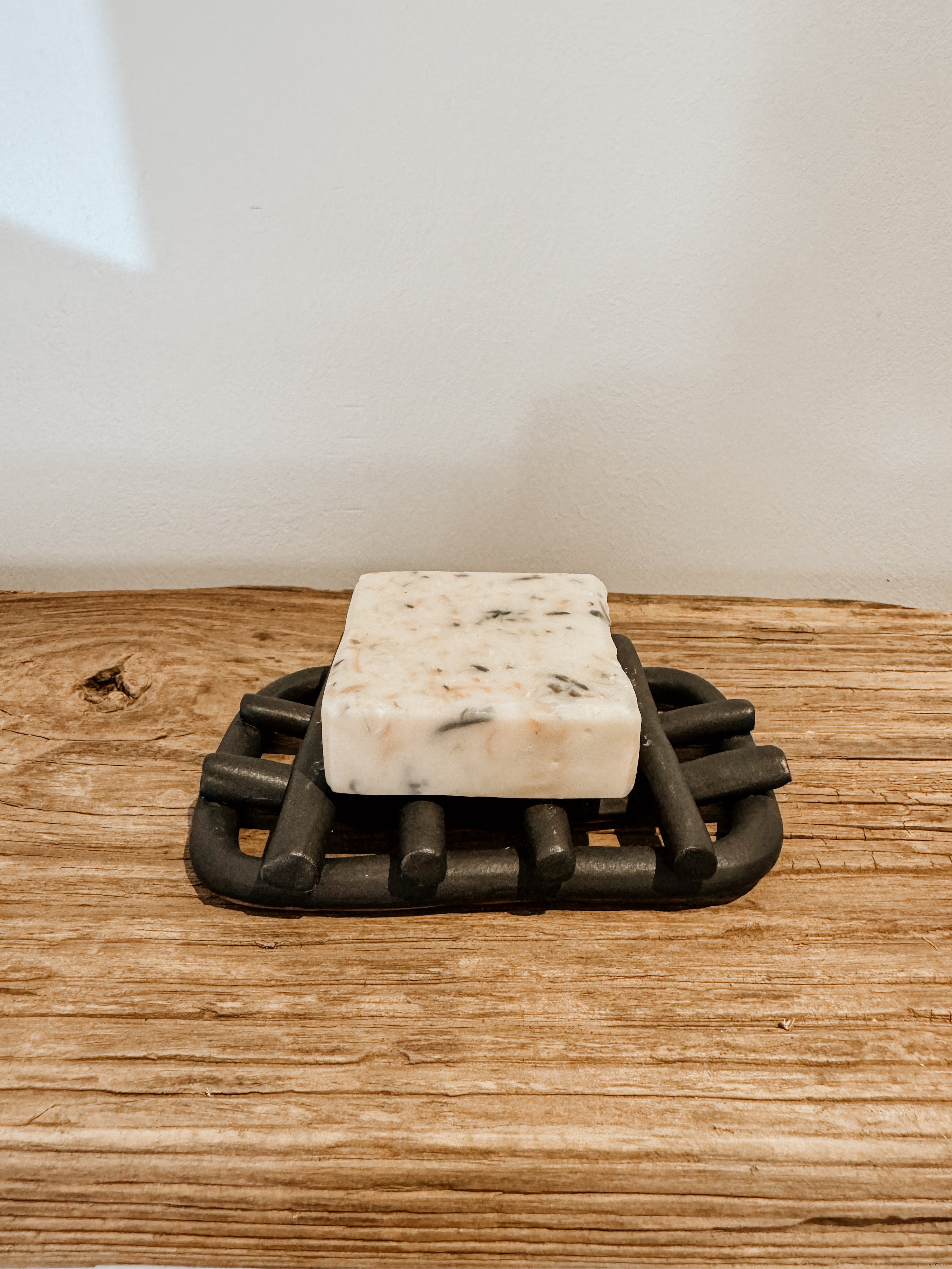 Ceramic Soap Dish | Black