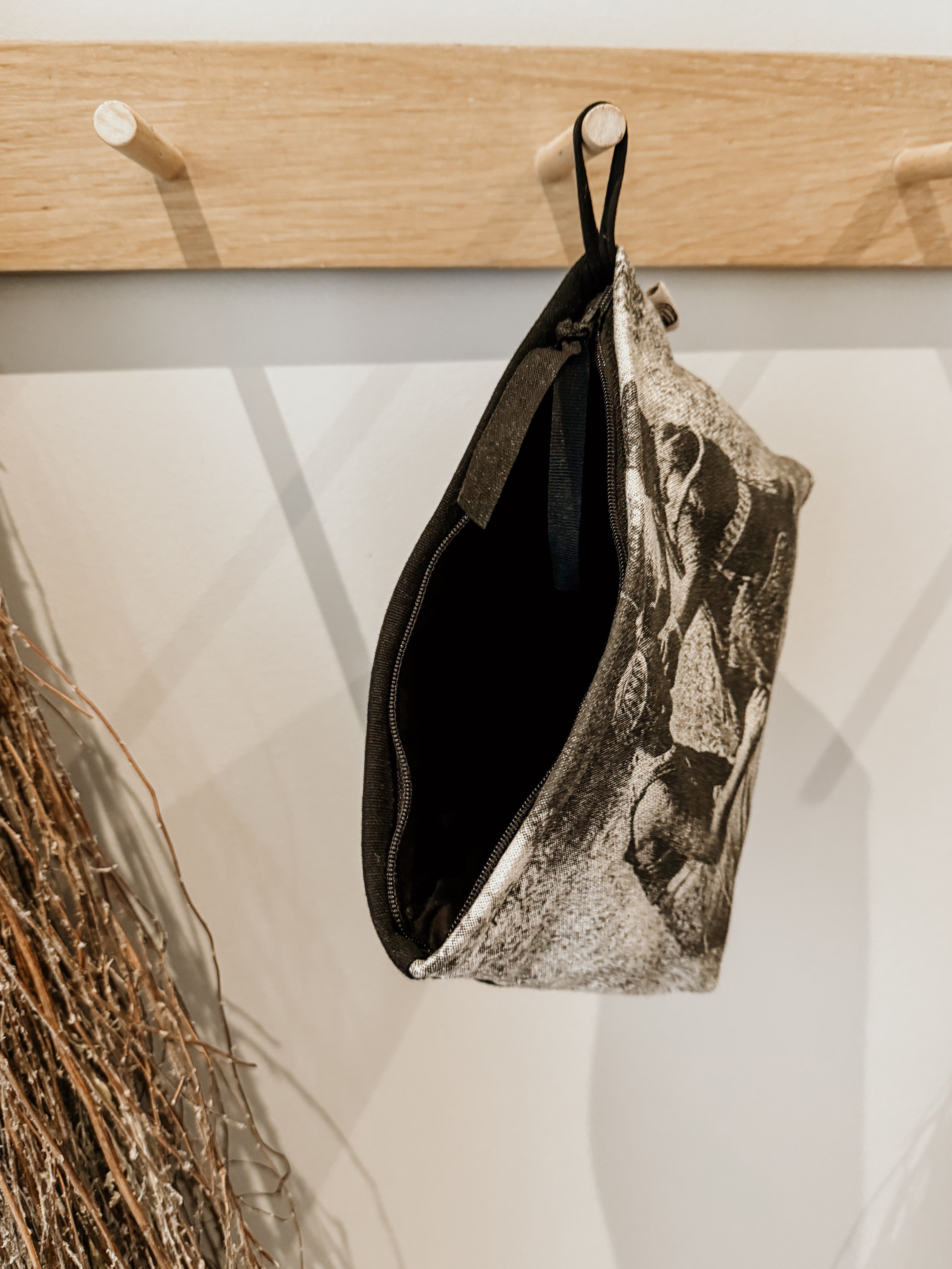 Cosmetic Bag Friends - Shop Adele Catherine 