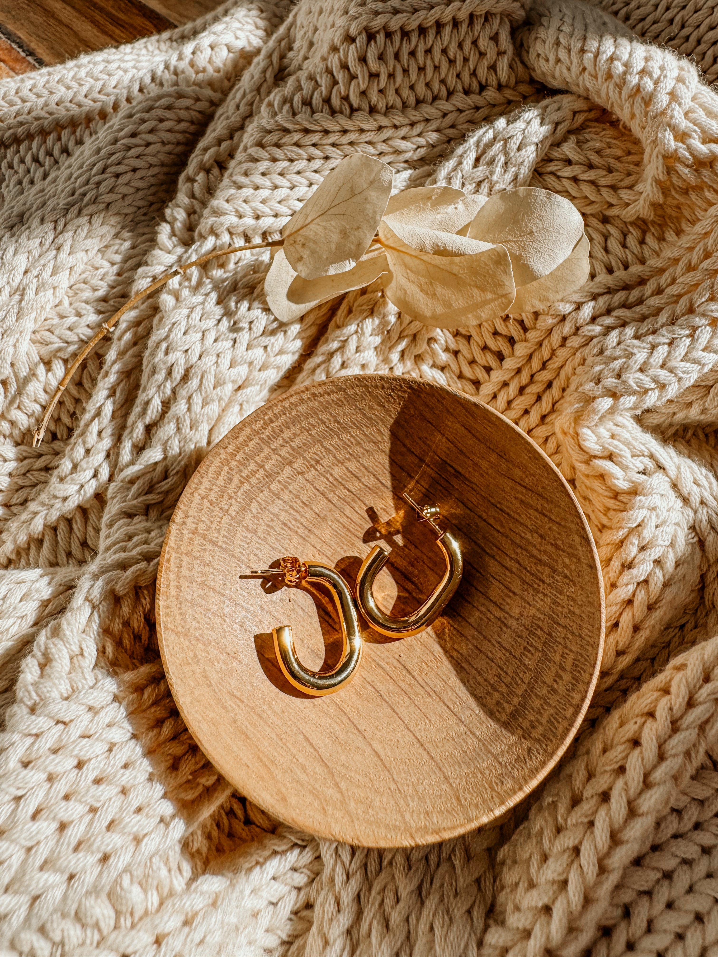 The Blake Hoops | Gold - Shop Adele Catherine 