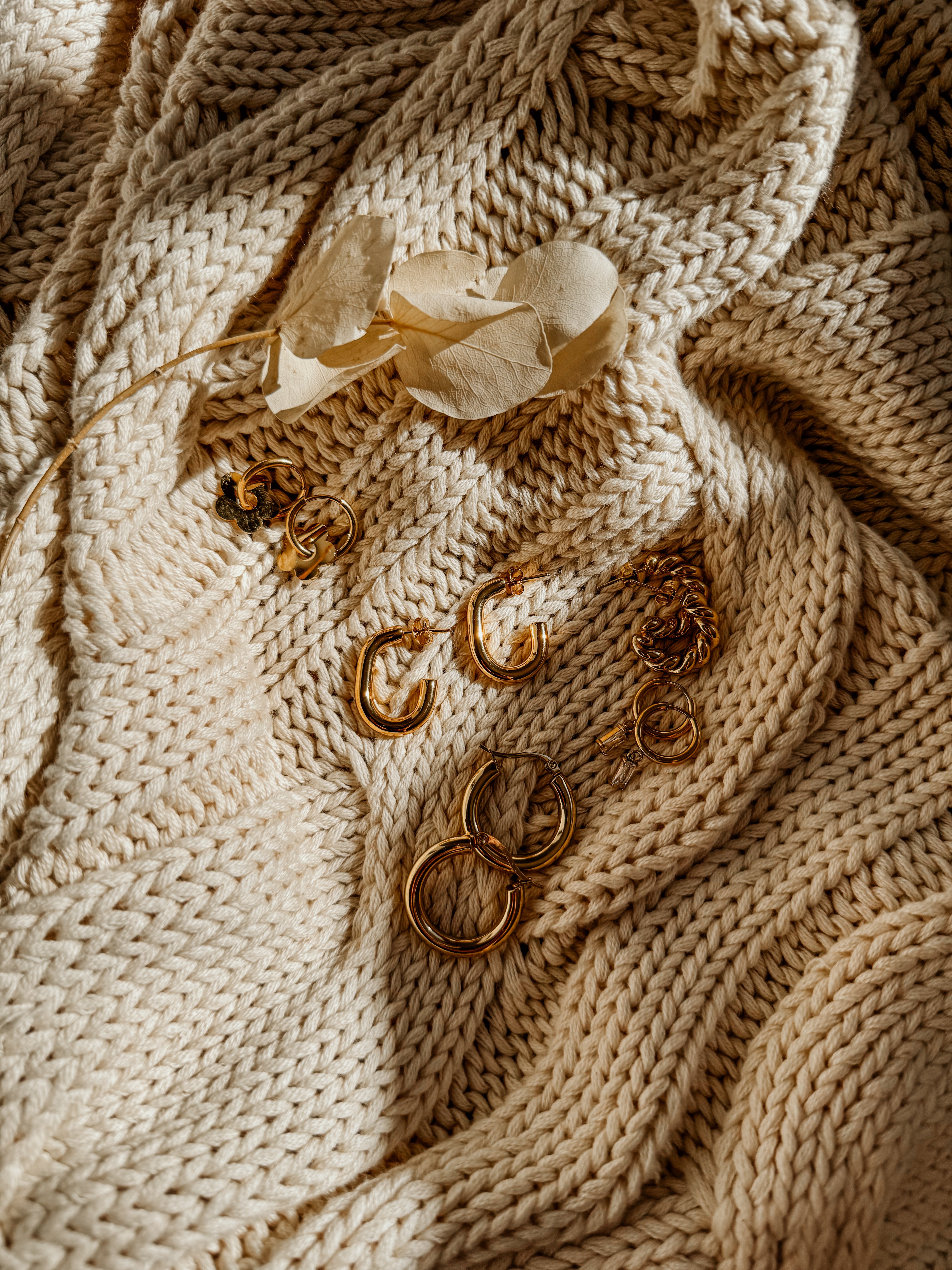 The Nora Hoops | Gold - Shop Adele Catherine 