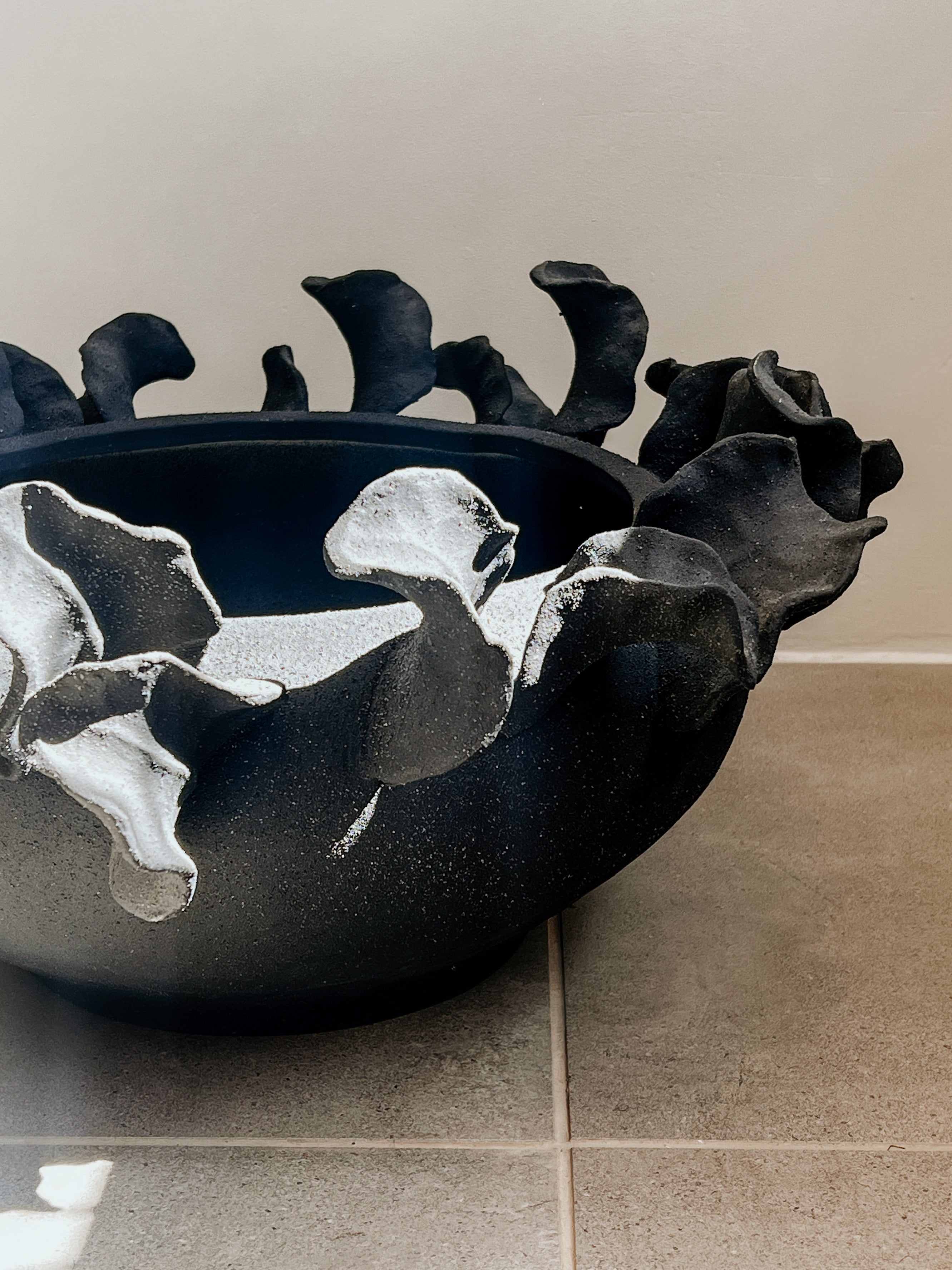 Squat Organic Planter | Black - Shop Adele Catherine 